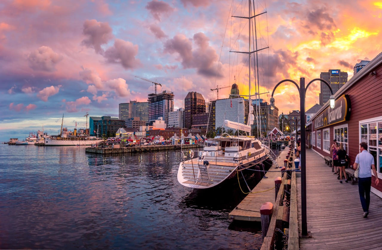 Find Your Ideal Student Housing in Halifax Rent Furnished Rooms