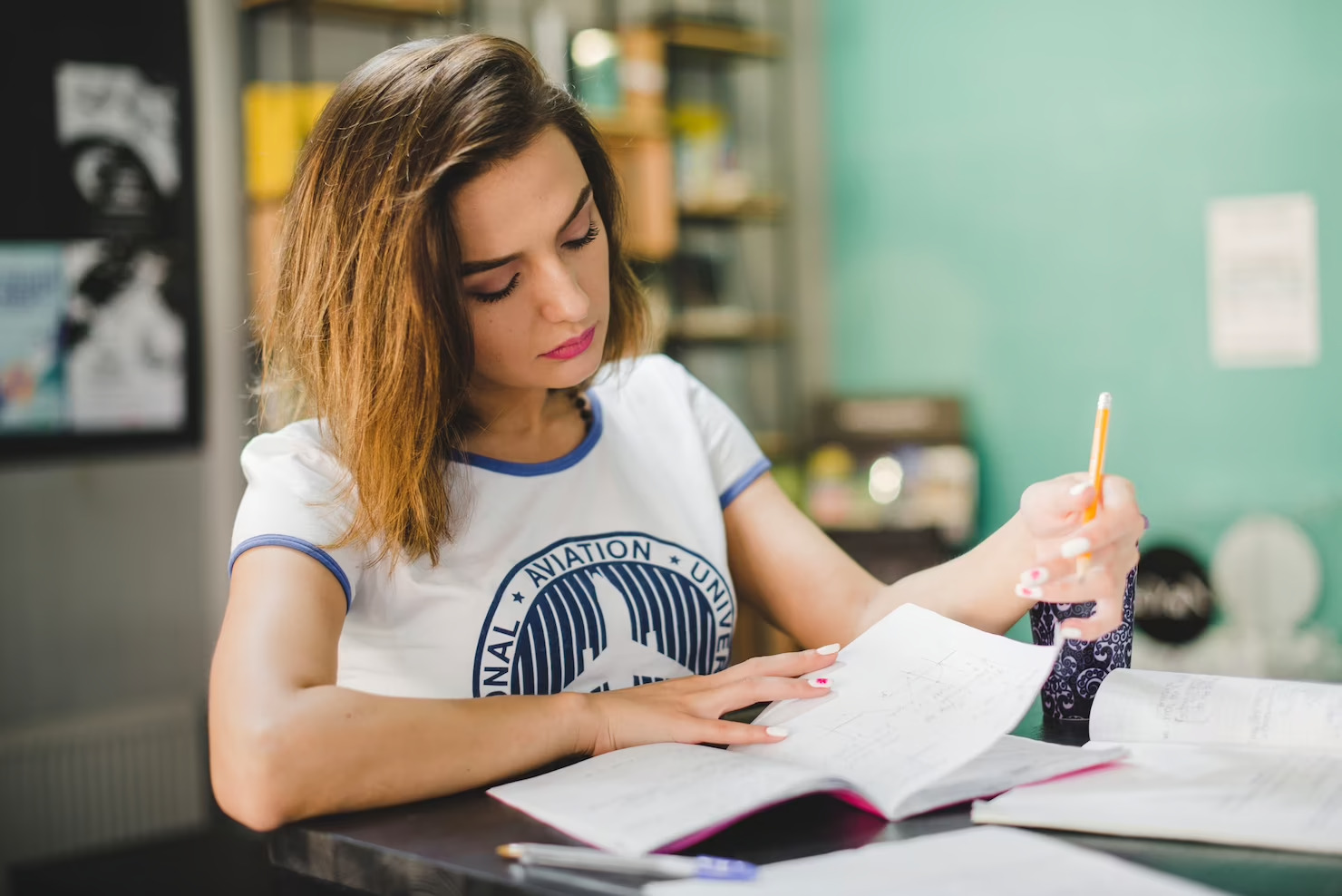 The Ultimate Guide to Effective Note-Taking and Summarizing for College  Students