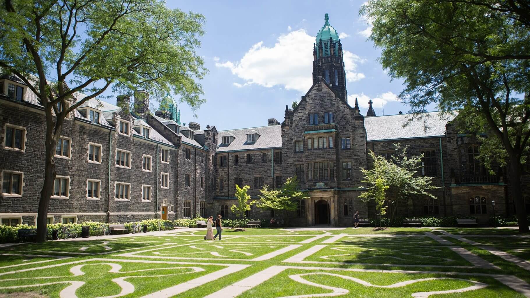 University of Toronto: Why UofT is a Top Choice for Higher Education