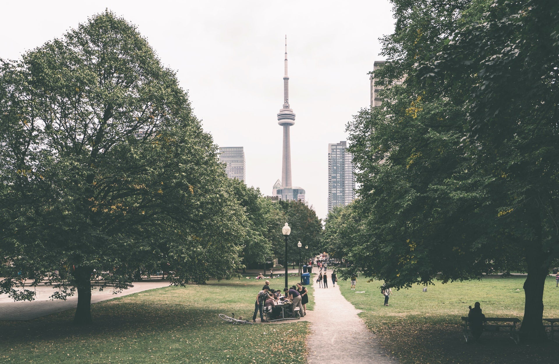 7 Best Outdoor Spaces in Toronto to Explore